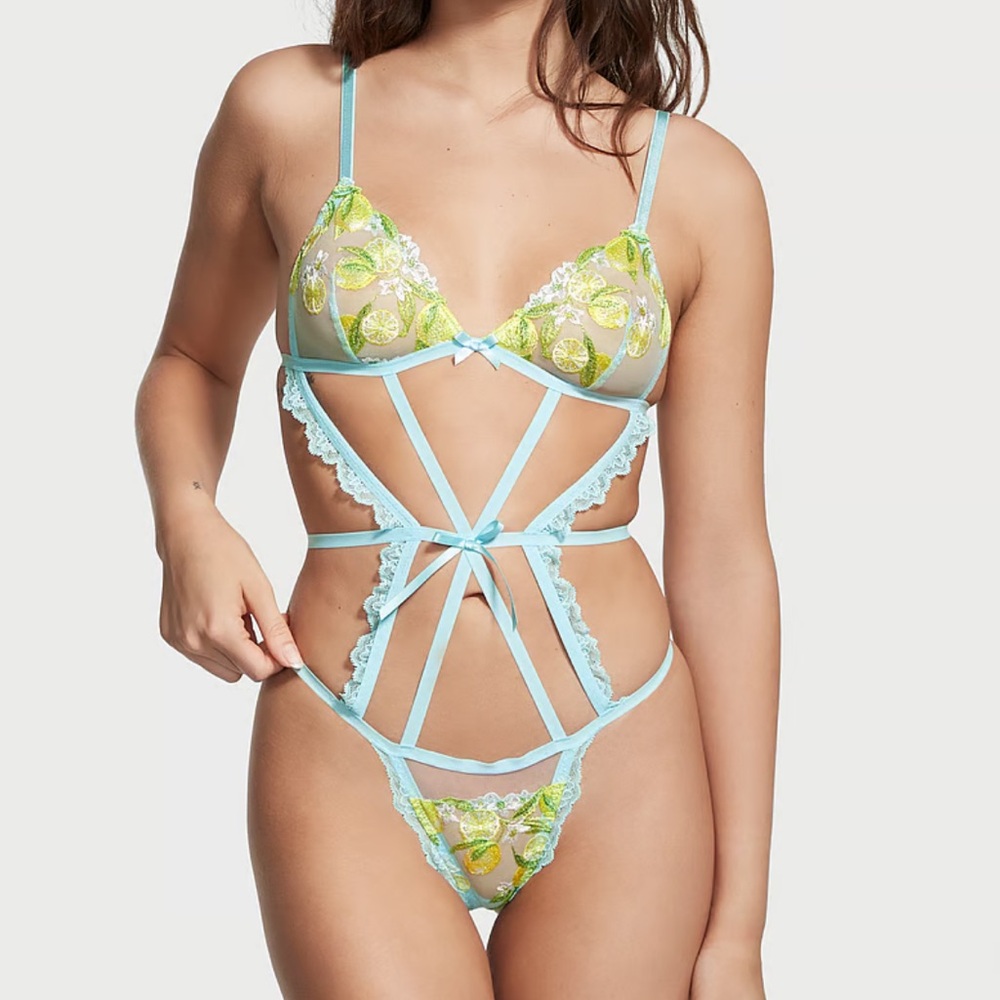 Victoria’s Secret NWT Medium Lemon & Lace Blue Lingerie Teddy